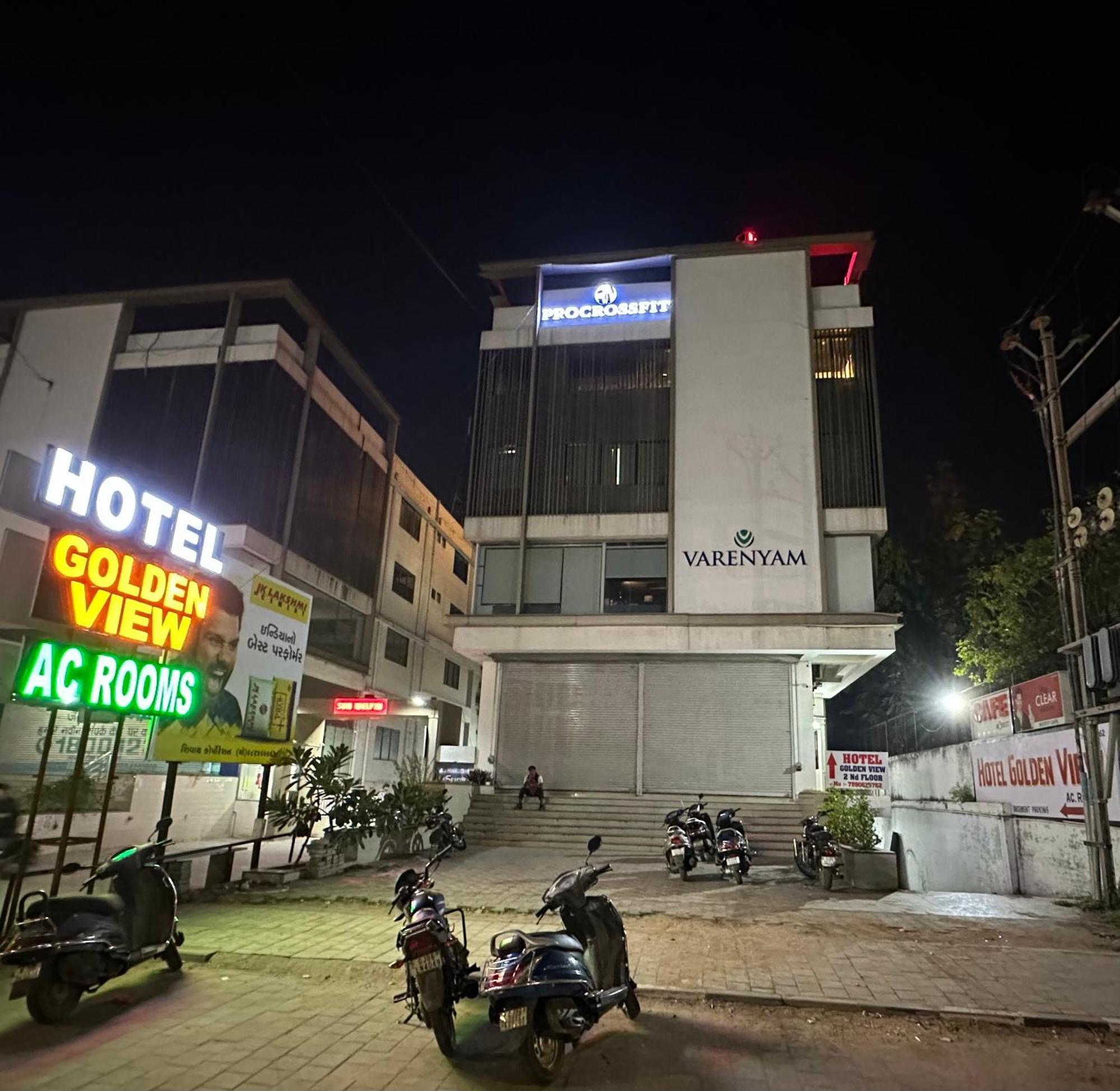 Hotel Golden View Vadodara Exterior foto